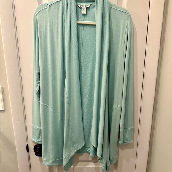 Athleta PRANAYAMA WRAP szM. NWT - Picture 5 of 8